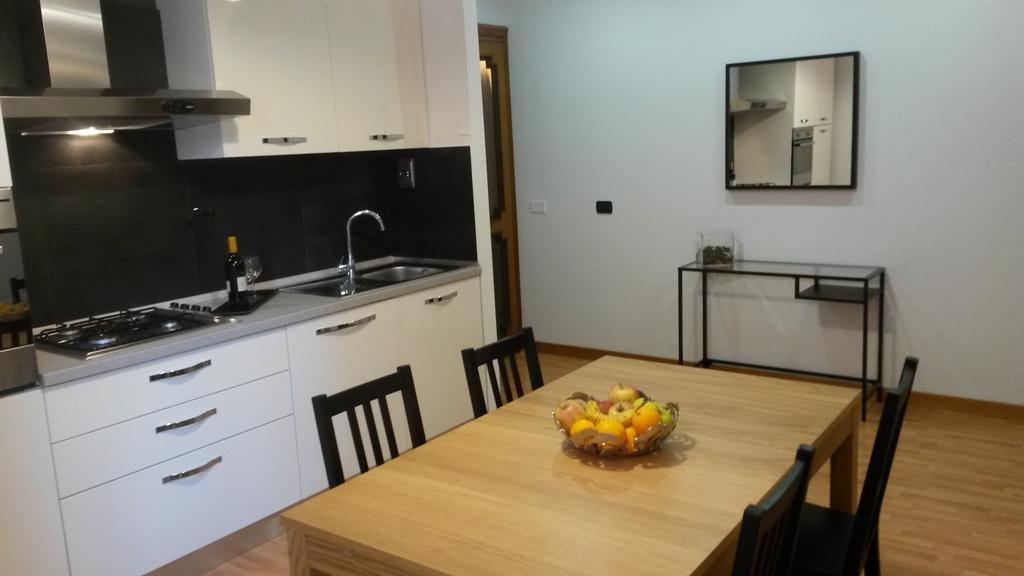 Lch-Lateran Charming House Apartment Рим Стая снимка