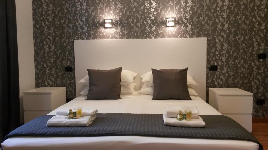 Lch-Lateran Charming House Apartment Рим Стая снимка