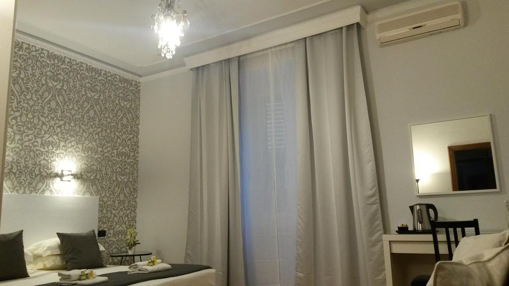 Lch-Lateran Charming House Apartment Рим Стая снимка