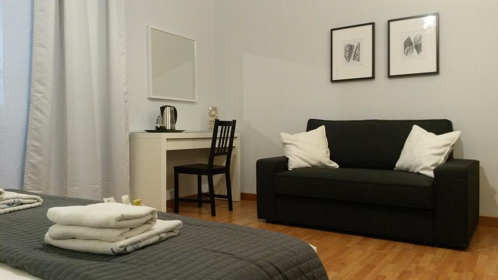 Lch-Lateran Charming House Apartment Рим Стая снимка